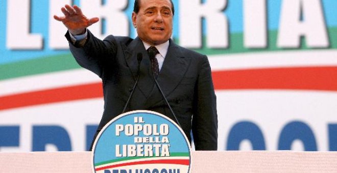 Berlusconi llama mentiroso a su rival en el cierre de campaña bajo el Arco del Triunfo