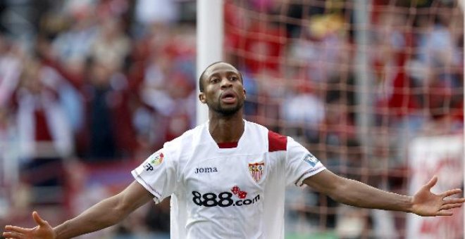 Keita herido leve al caerle encima una portería