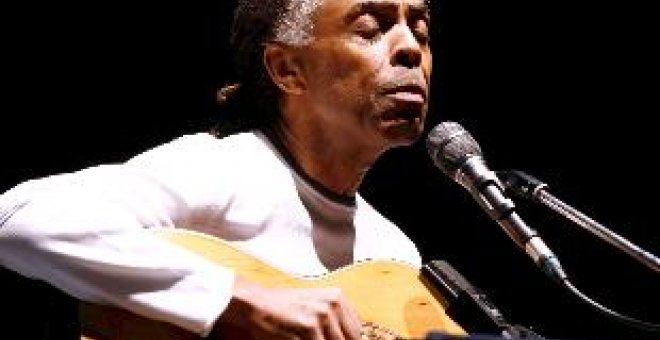 Gilberto Gil cancela su concierto en Madrid debido a una afección amigdalar