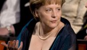 Merkel sorprendida por el revuelo en la prensa con su escote