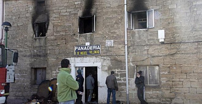 La anciana herida en el incendio fue salvada por el hijo y se encuentra grave