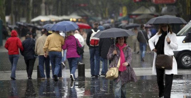 Una borrasca generará precipitaciones en Galicia y fuertes vientos en el oeste de España
