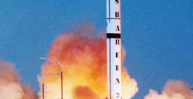 Pakistán prueba con éxito su misil con capacidad nuclear de mayor alcance