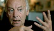Eduardo Galeano dice que "Espejos" es una vuelta al mundo en 600 relatos