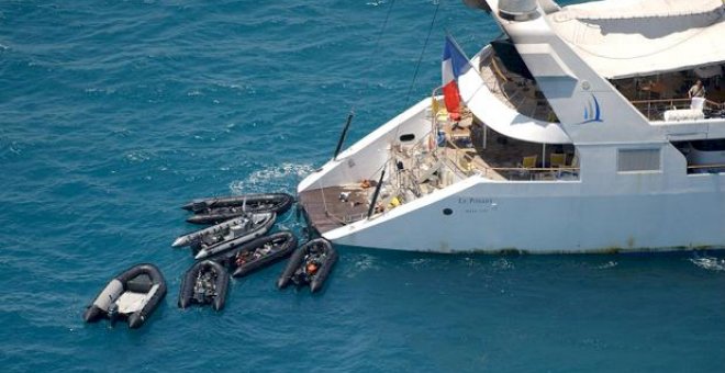 La policía de Puntlandia rescata un barco emiratí secuestrado y captura a los piratas