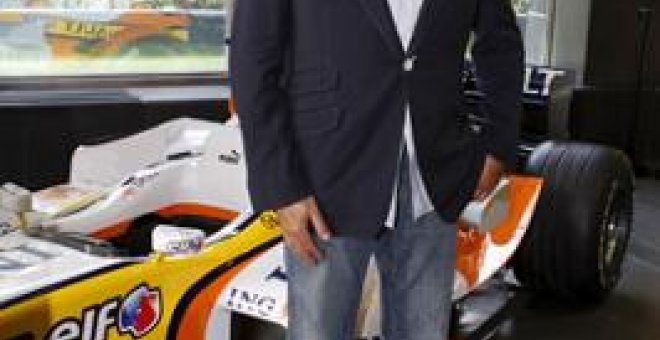 Briatore se harta de los rumores sobre Alonso y Ferrari