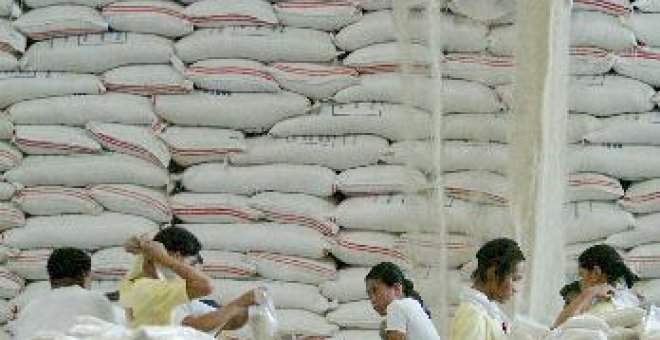 Los grandes supermercados de EEUU limitan la venta de arroz por la crisis de los alimentos