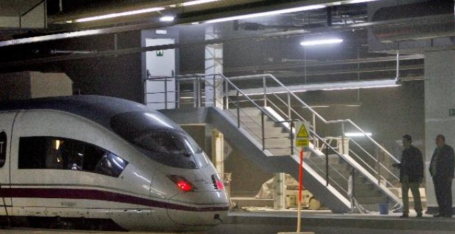 Renfe aumenta un 17,6% la oferta del AVE Madrid-Barcelona, hasta 20 trenes por sentido