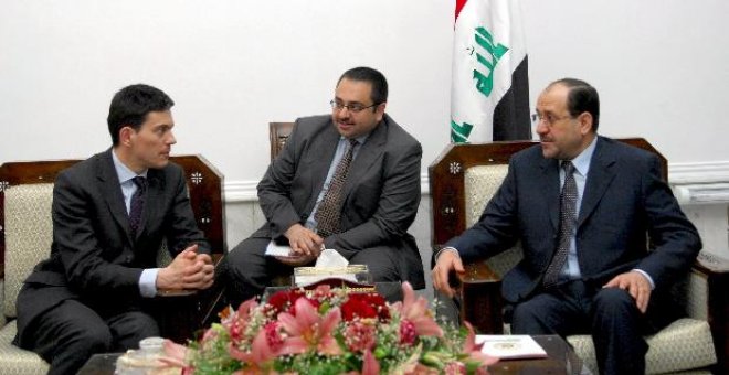 El ministro británico de Exteriores llega a Bagdad por sorpresa y se reúne con Maliki