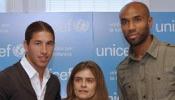 Kanouté, Sergio Ramos y UNICEF, juntos contra la malnutrición infantil