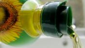 Sanidad considera libre de hidrocarburos todo el aceite de girasol en venta