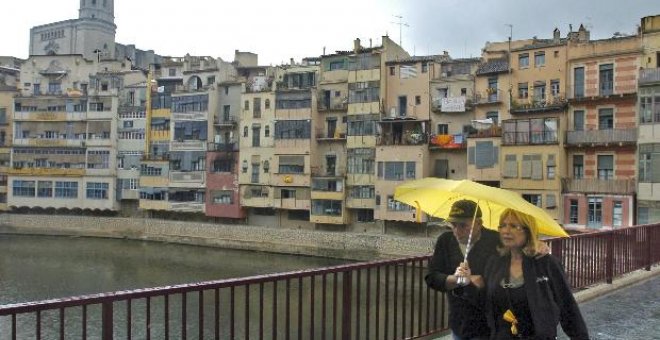 Llueve en toda Cataluña, pero no se superan los 20 litros por metro cuadrado