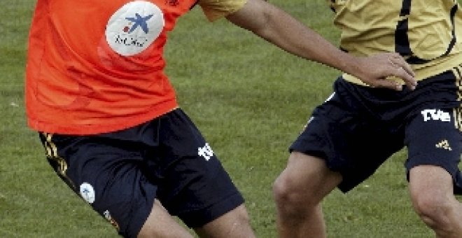 Cesc y Cazorla novedades ante EEUU; Torres juega 'tocado'