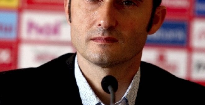 Valverde firmó el contrato por dos años como técnico del Olympiacos