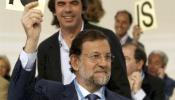 Aznar pide no renunciar a un proyecto de éxito y que nadie se quede en el camino