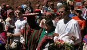 Casillas y Butragueño visitaron a niños de la alta sierra peruana