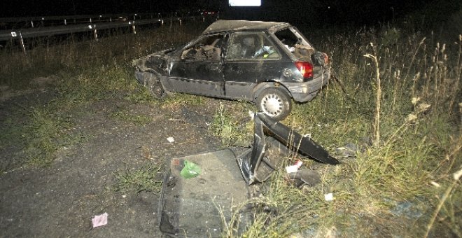 Diecinueve muertos en las carreteras durante el fin de semana, 14 menos que en 2007