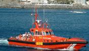 Salvamento Marítimo busca una patera a la deriva en el Estrecho de Gibraltar