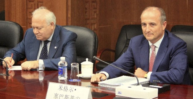 Moratinos y Sebastián impulsan lazos comerciales con China a dos días de Juegos Olímpicos