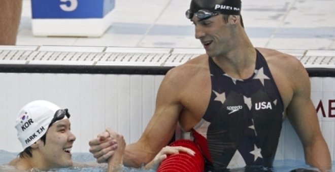 Phelps destroza otra barrera