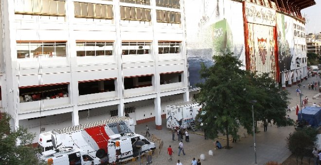 El Sevilla celebra los 50 años de la inauguración del estadio Sánchez Pizjuán