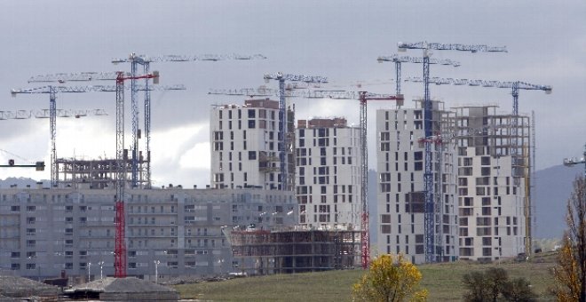 Los visados para construir viviendas nuevas caen el 58,12% hasta julio