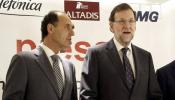 El PP medita apartar al presidente de Cantabria por su presunto cohecho en un balneario