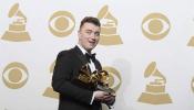 El desconocido cantante Sam Smith triunfa en la gala de los Grammy