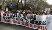 La marea blanca sale a la calle en Madrid en defensa de la Atención Primaria