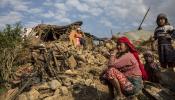 Caos y éxodo en Nepal