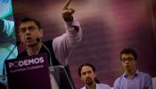 Monedero reaparece por sorpresa en el cierre de campaña de Podemos