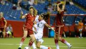 España deja escapar la victoria en su debut en el Mundial femenino