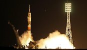 La nave tripulada Soyuz se acopla con éxito a la Estación Internacional