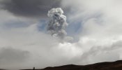 El volcán ecuatoriano Cotopaxi, en erupción