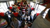 Austria retiene en la frontera con Hungría un tren con 300 refugiados