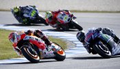 Márquez vuelve a ganar, Lorenzo recorta a Rossi y Kent no puede ser campeón