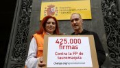 Los antitaurinos piden que la tauromaquia no entre "a estocada" en la educación española