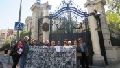 Víctimas del franquismo protestan ante la Embajada de Italia por el homenaje a combatientes fascistas