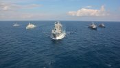 La OTAN envía sus buques a aguas griegas y turcas en respuesta a la crisis migratoria