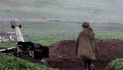 Tropas de Armenia y Azerbaiyán combaten en la frontera entre los dos países por el Nagorno Karabaj