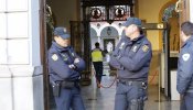 La Policía detiene al alcalde de Granada en una operación contra una trama de corrupción urbanística
