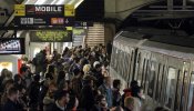 Los trabajadores del Metro de Barcelona afean a Colau su desinterés por el conflicto tras el MWC