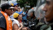 La oposición y el chavismo venezolano suspenden sus marchas en Caracas a petición de la Iglesia