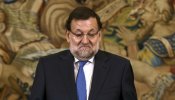 Los 'agujeros negros' de la Constitución permiten a Rajoy seguir en funciones indefinidamente