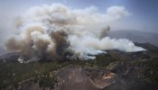 Desalojados 1.800 vecinos más por el incendio de La Palma