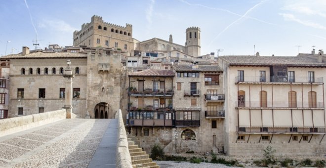 Català i aragonès sobreviuen a la globalització i la multiculturalitat a Aragó