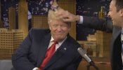 Jimmy Fallon despeina a Donald Trump en su programa