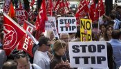 Los sindicatos se movilizan contra el TTIP y piden a Juncker su paralización por sus "efectos lesivos"