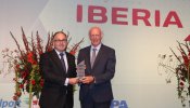 Iberia recibe el premio al mejor proceso de transformación de una línea aérea en 2016