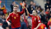 Iniesta y Ramos, únicos españoles aspirantes al nuevo premio 'The Best' que entregará la FIFA